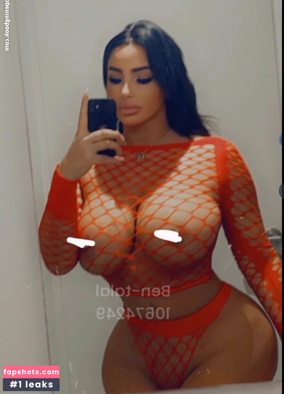 Anais Bragadias gallery photo #5