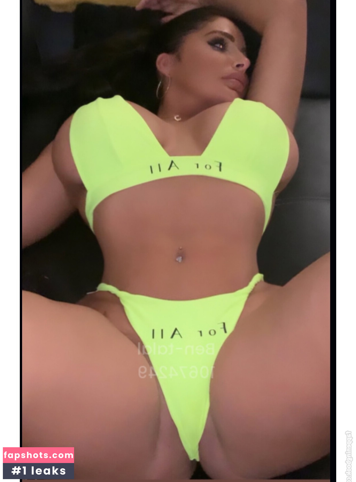 Anais Bragadias gallery photo #9