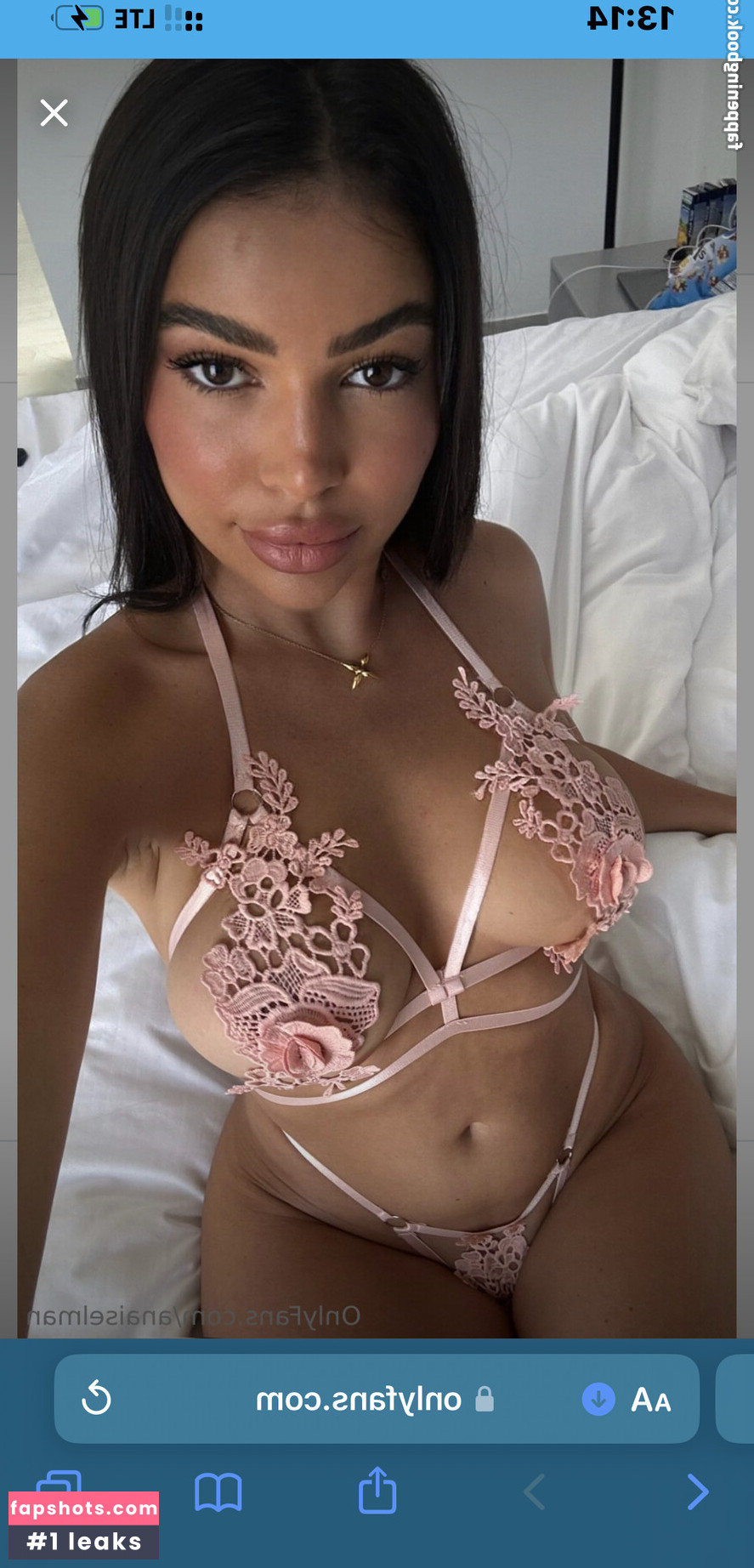 ANAÏS ELMAN gallery photo #2