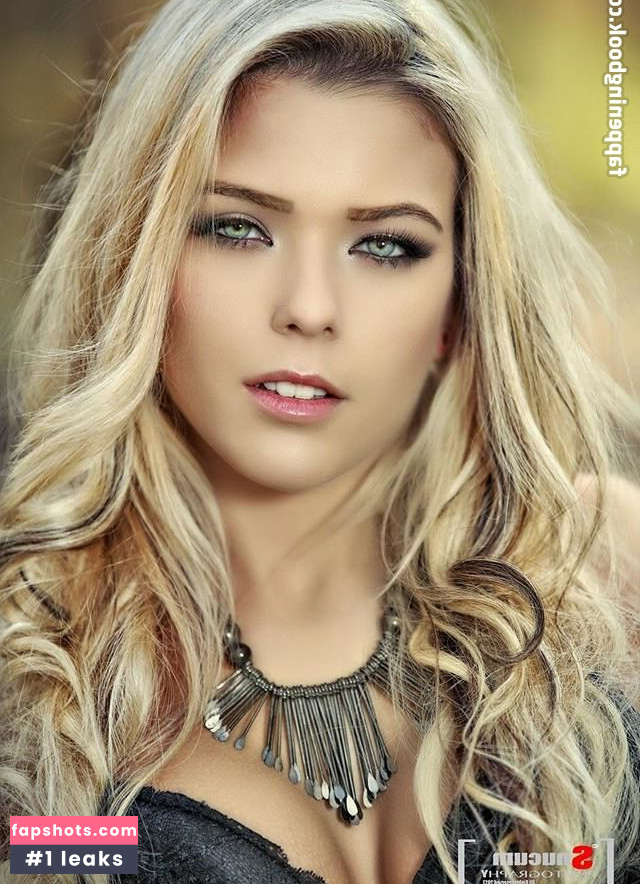 Anais Rizzo gallery photo #36