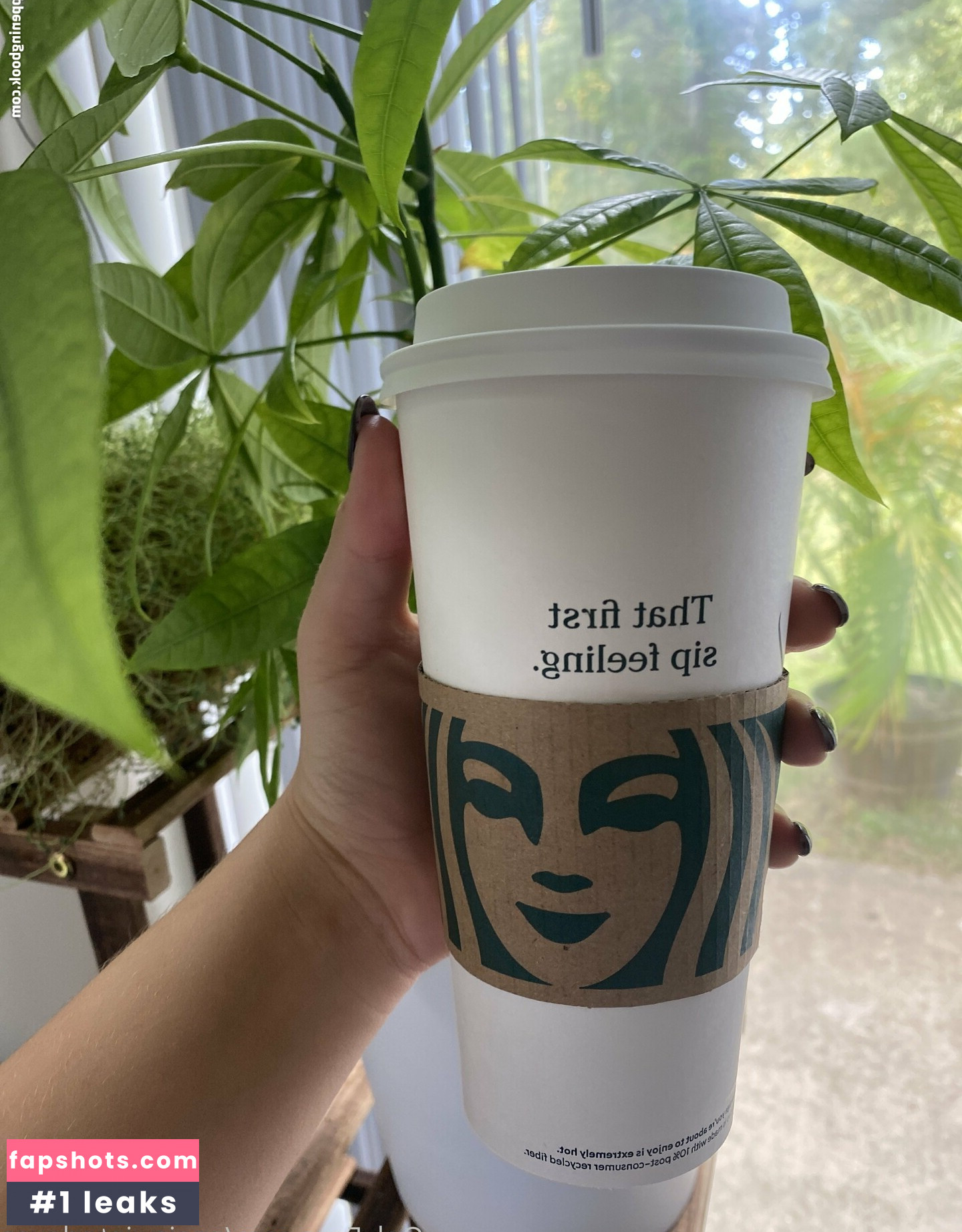 AnaisWinterLoves nude babe gallery