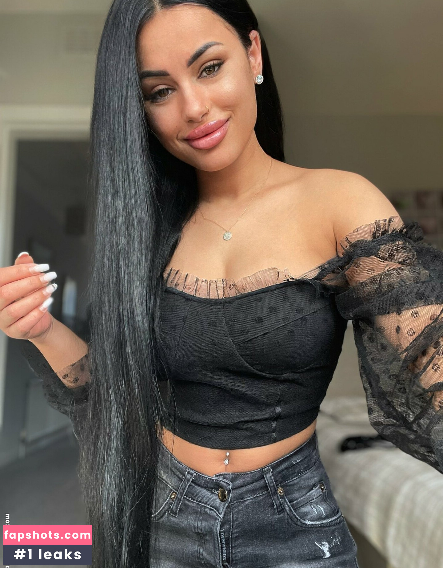 AnaKatana gallery photo #4