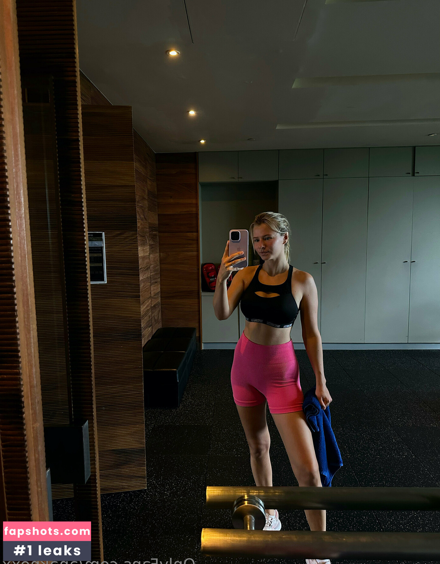 anaknoxx nude babe gallery