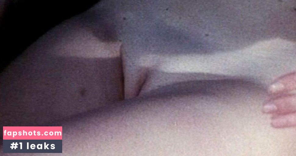 Analía Gadé gallery photo #2