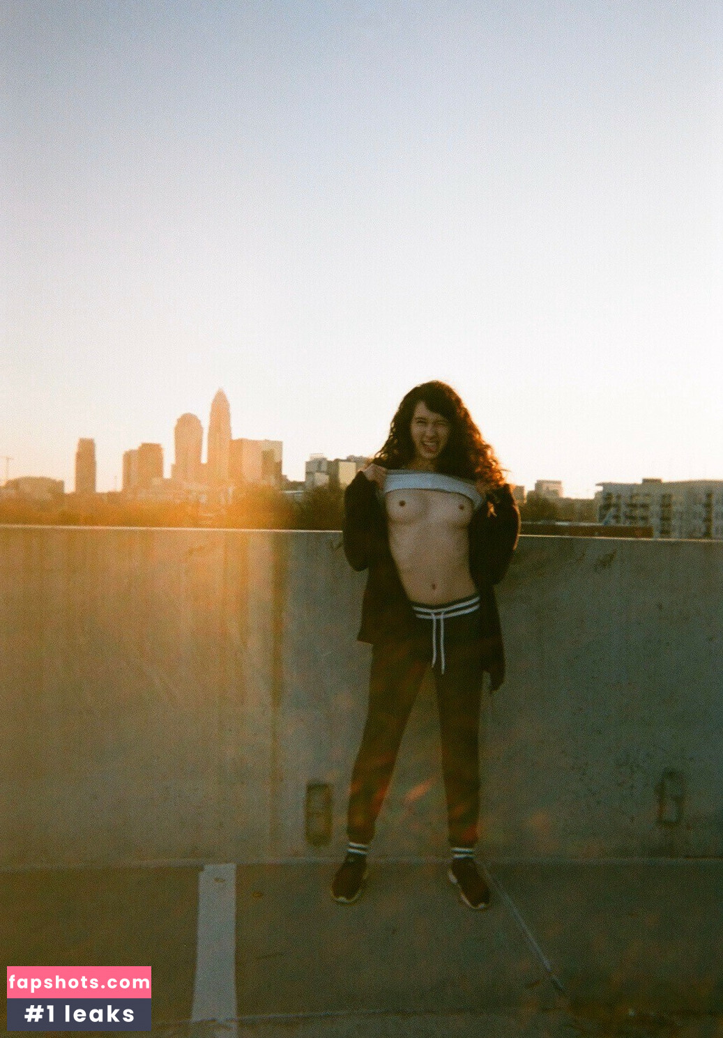 Analogshorty gallery photo #21