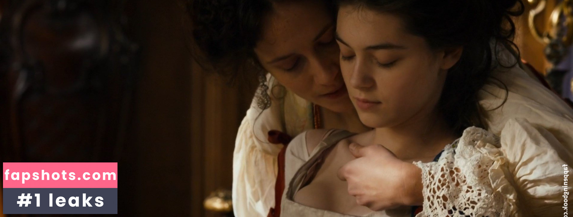 Anamaria Vartolomei nude babe gallery