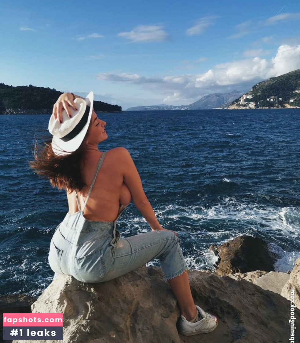 Ananaska gallery photo #18