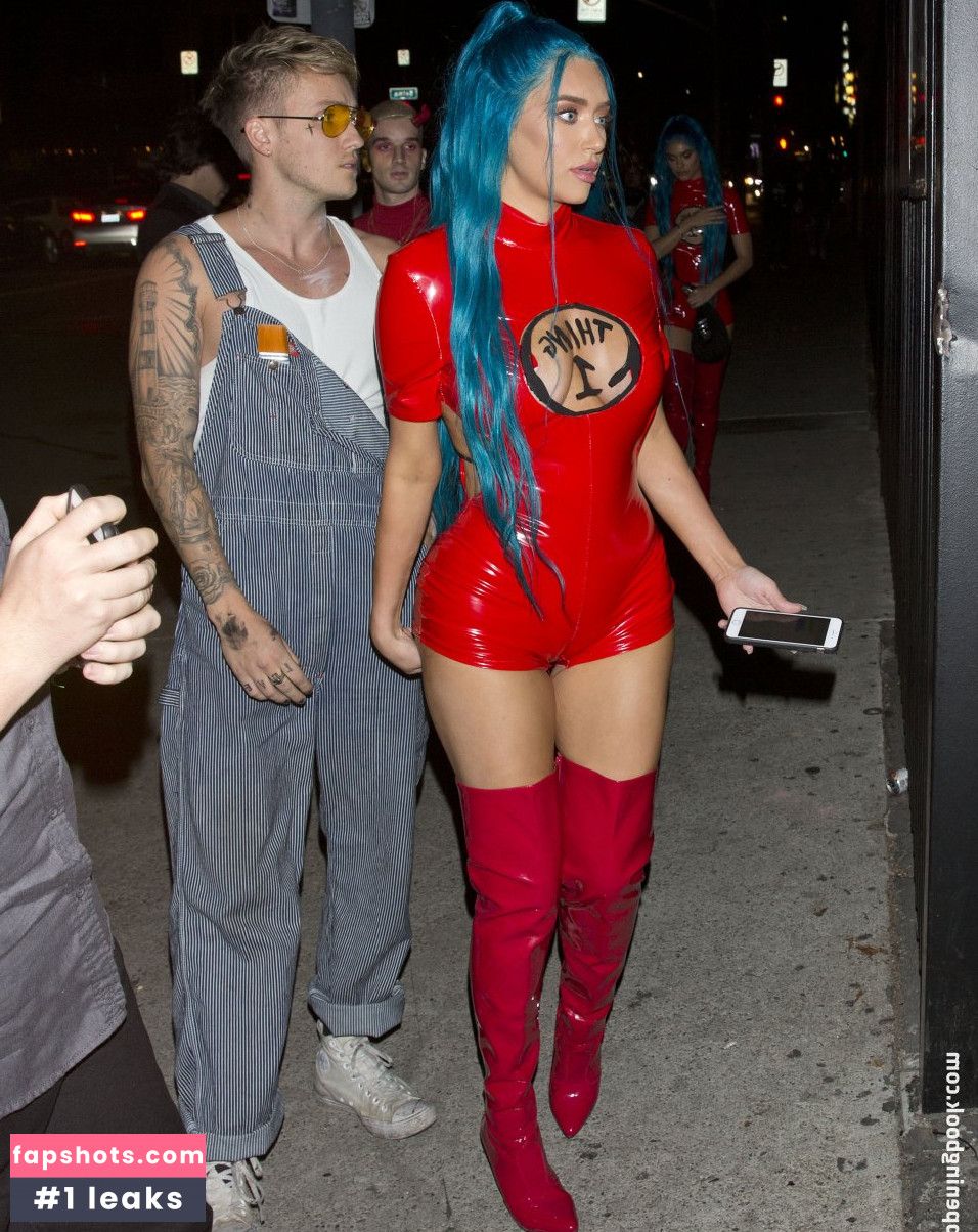 Anastasia Karanikolaou gallery photo #505