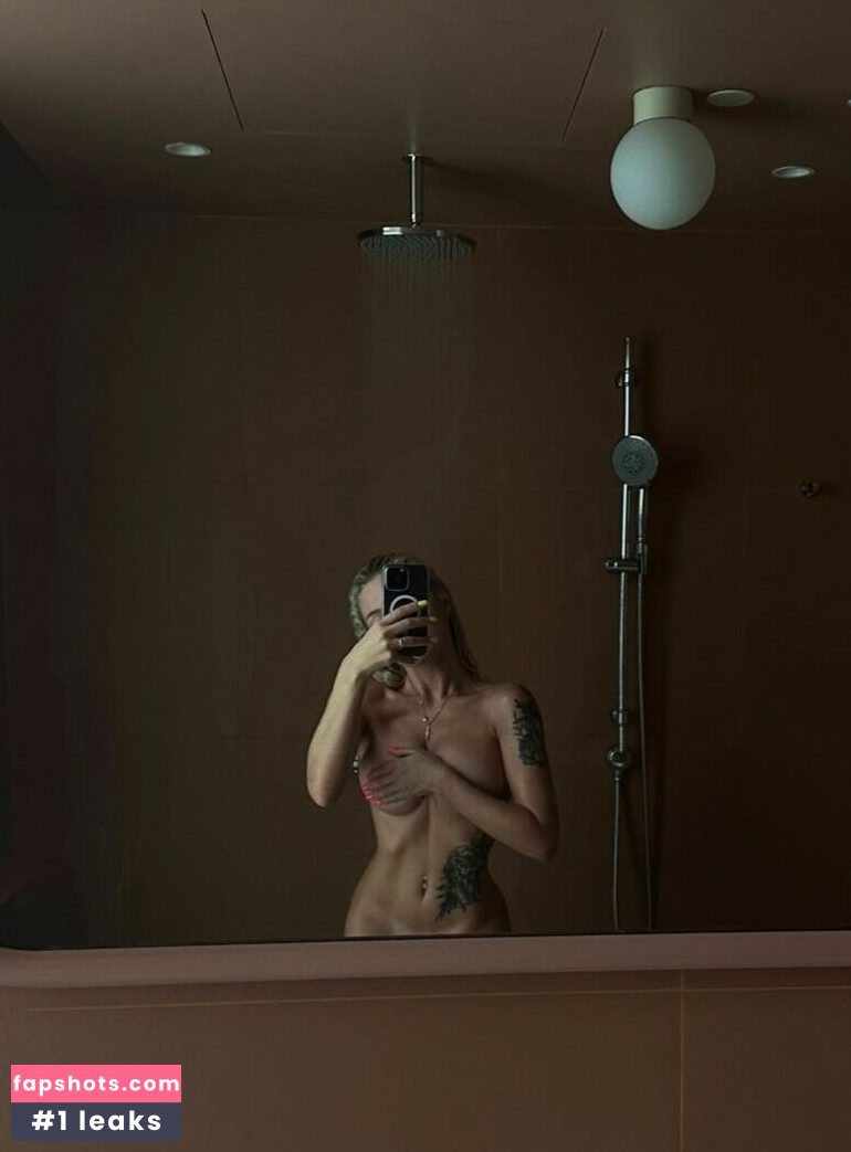 Anastasia Malysheva gallery photo #34