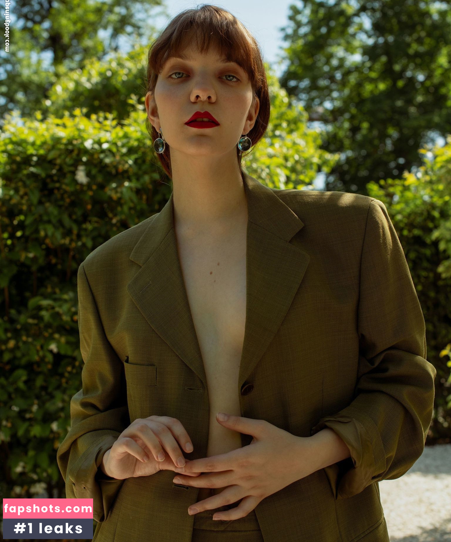 Anastasia Shubina gallery photo #11