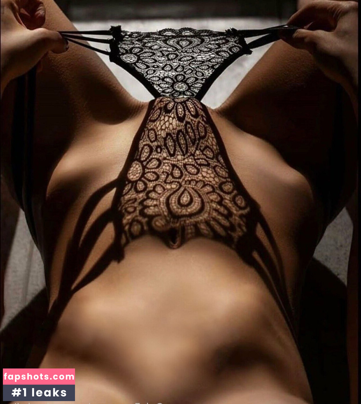 Anastasia Skyline gallery photo #4