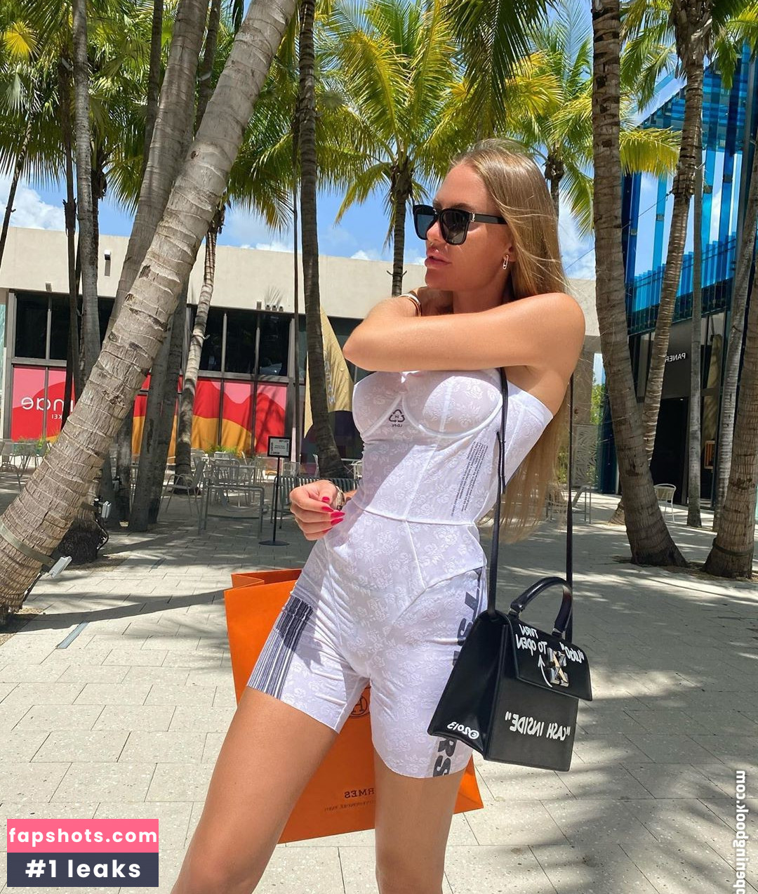 Anastasia Skyline gallery photo #58