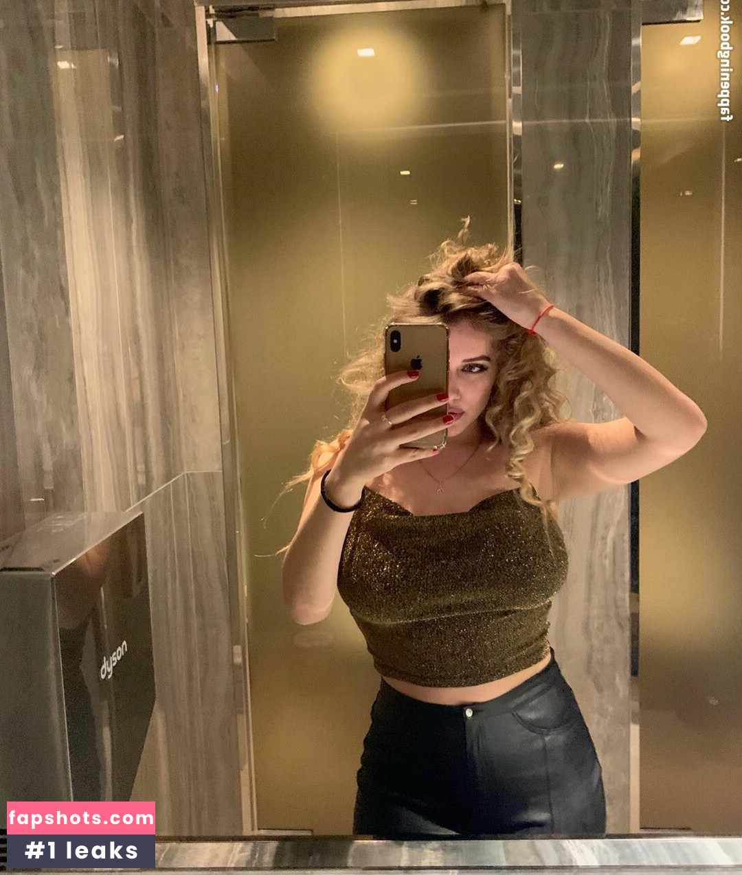 Anastasia Ticus gallery photo #29