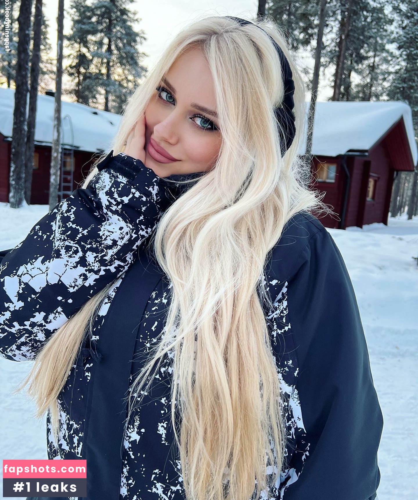 Anastasia Ticus gallery photo #4