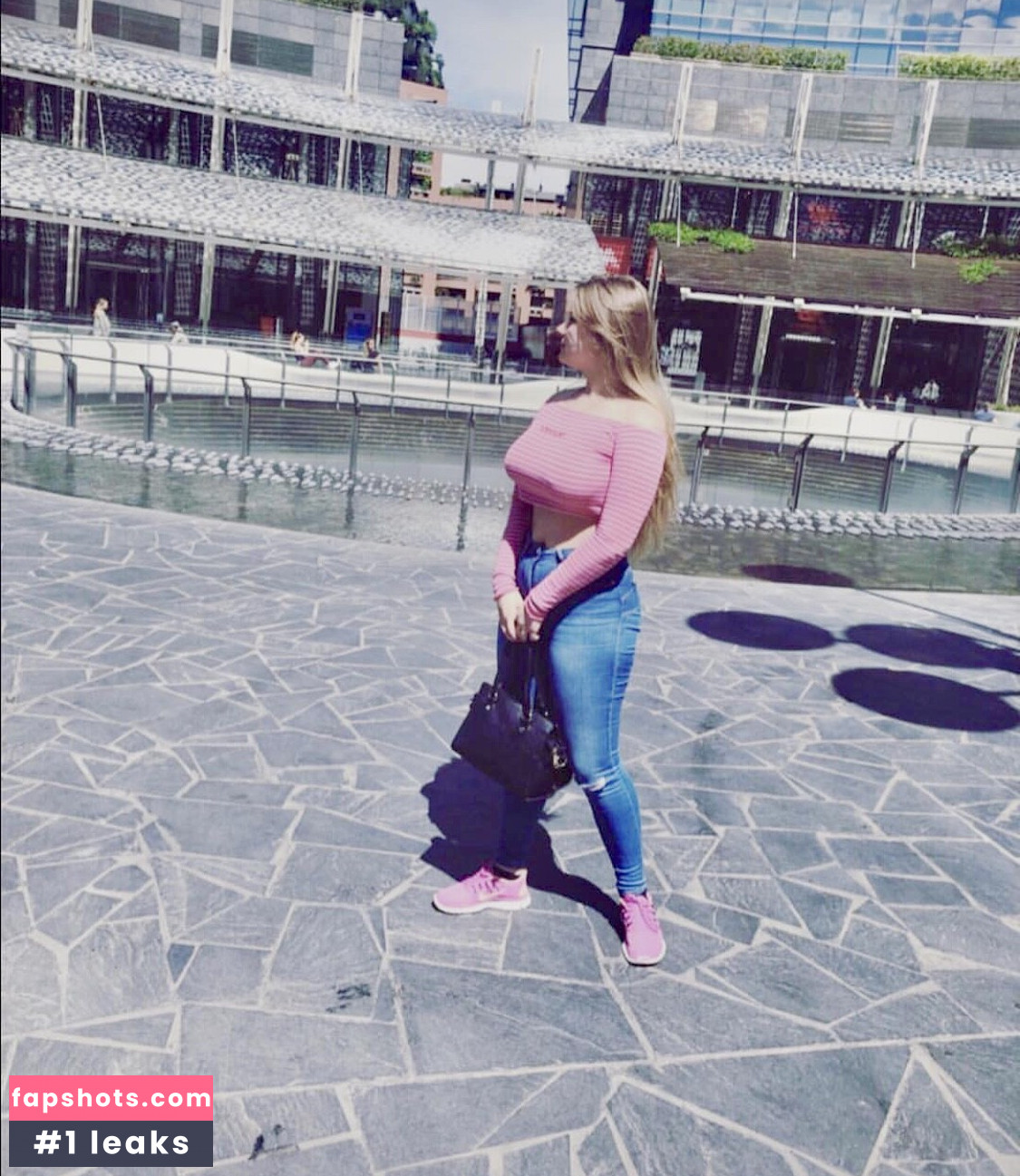 Anastasia Ticus gallery photo #31