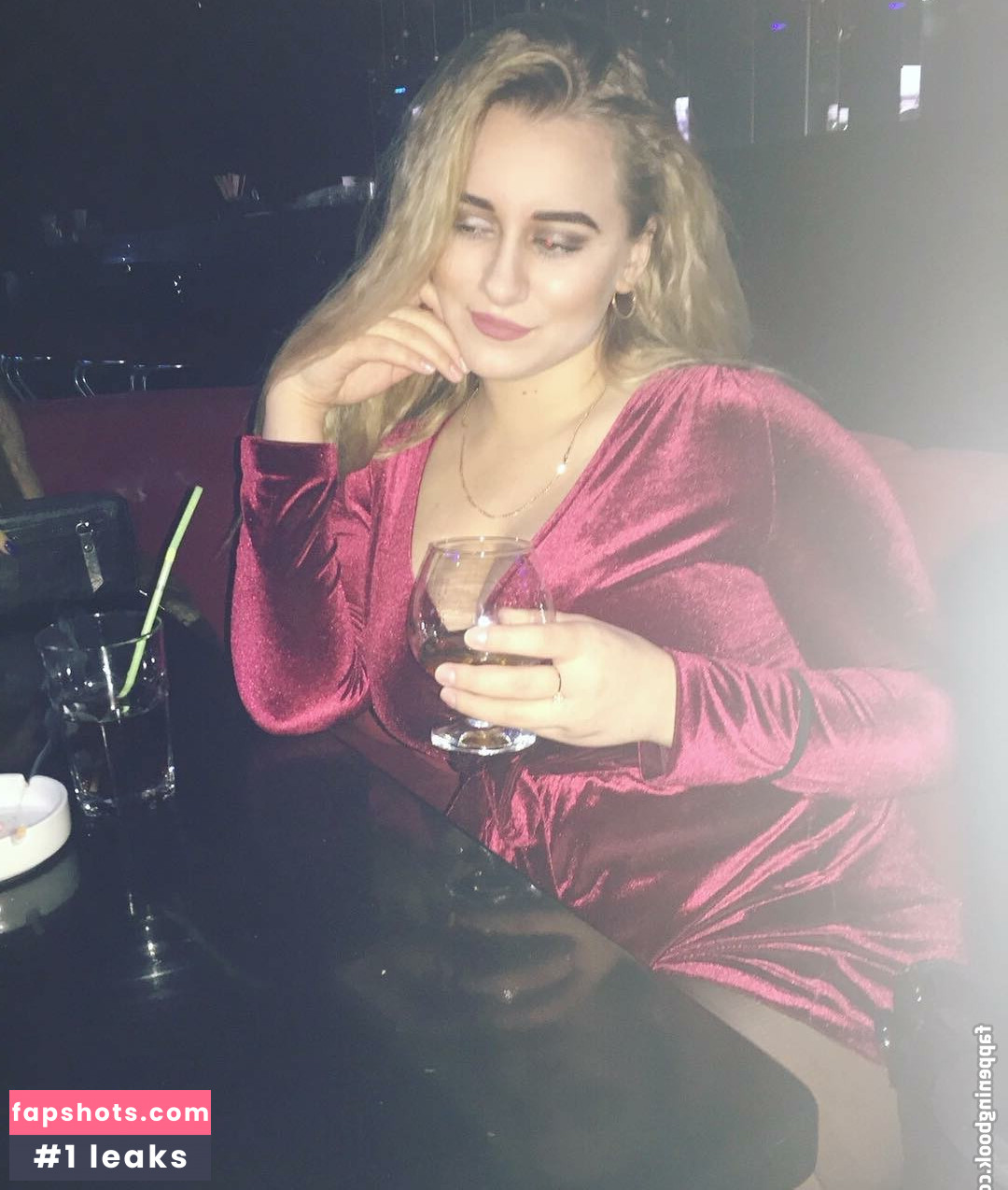 Anastasia Ticus gallery photo #49