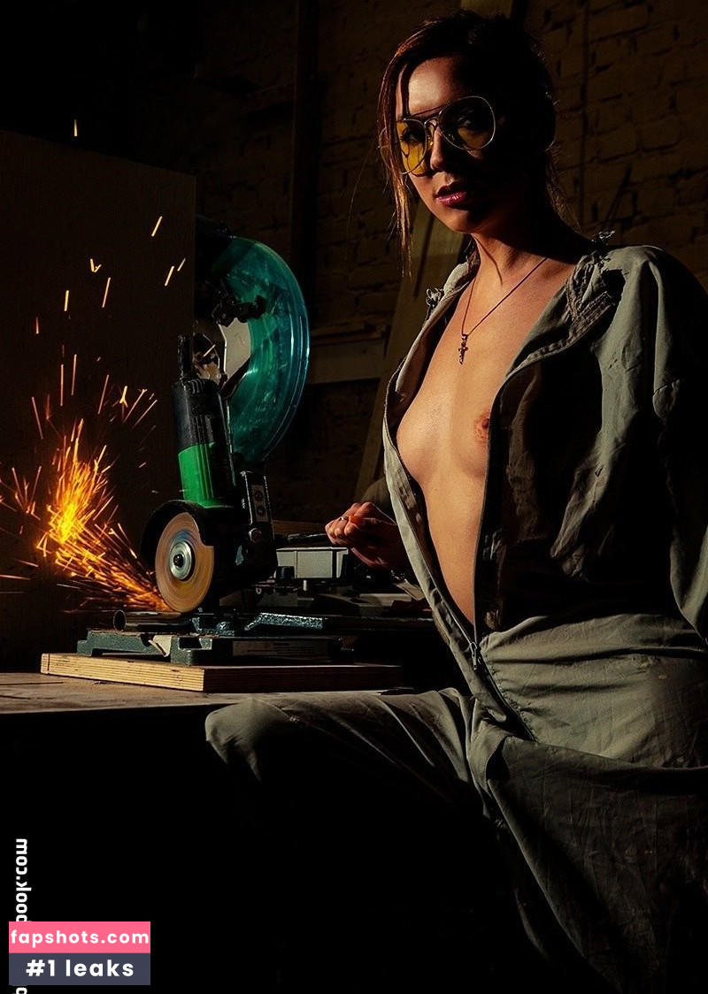 Anastasia Trepleff gallery photo #24