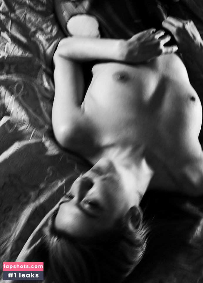 Anastasia Trepleff gallery photo #30