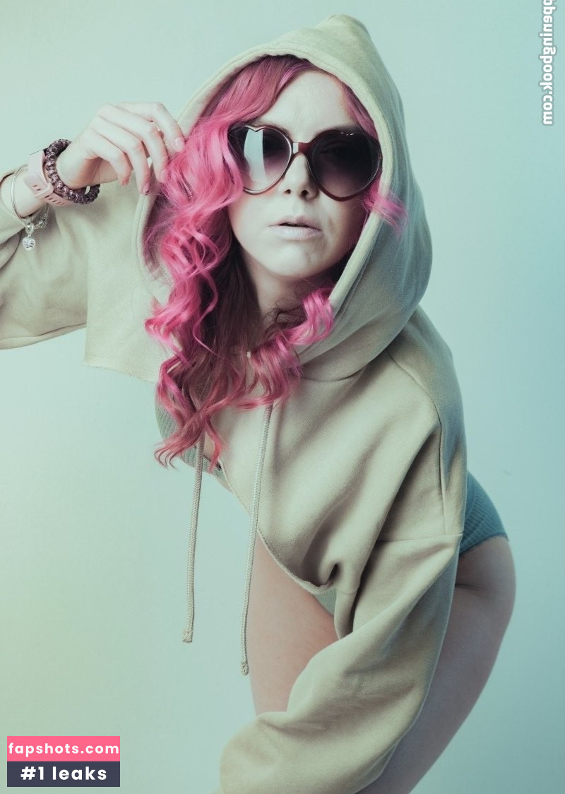 Anastasia Trepleff gallery photo #34