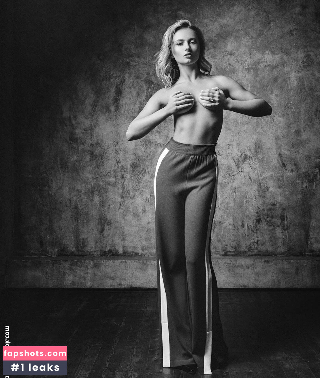 Anastasia Zavistovskaya gallery photo #22