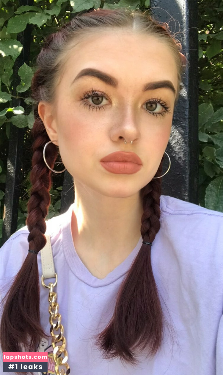 anastasiadostoevskaya Filtración Desnuda OnlyFans Foto #2 - Fapshots