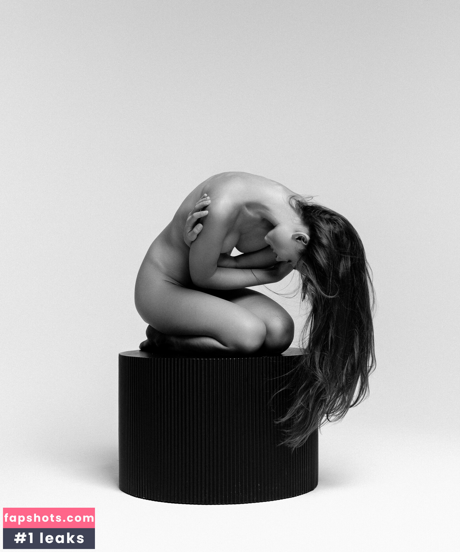 Anastasiia Zakharenko gallery photo #40