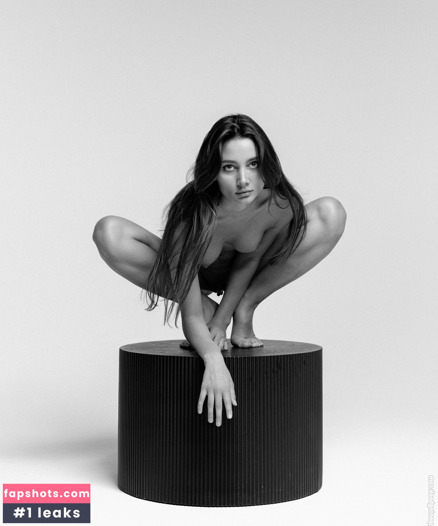 Anastasiia Zakharenko gallery photo #42