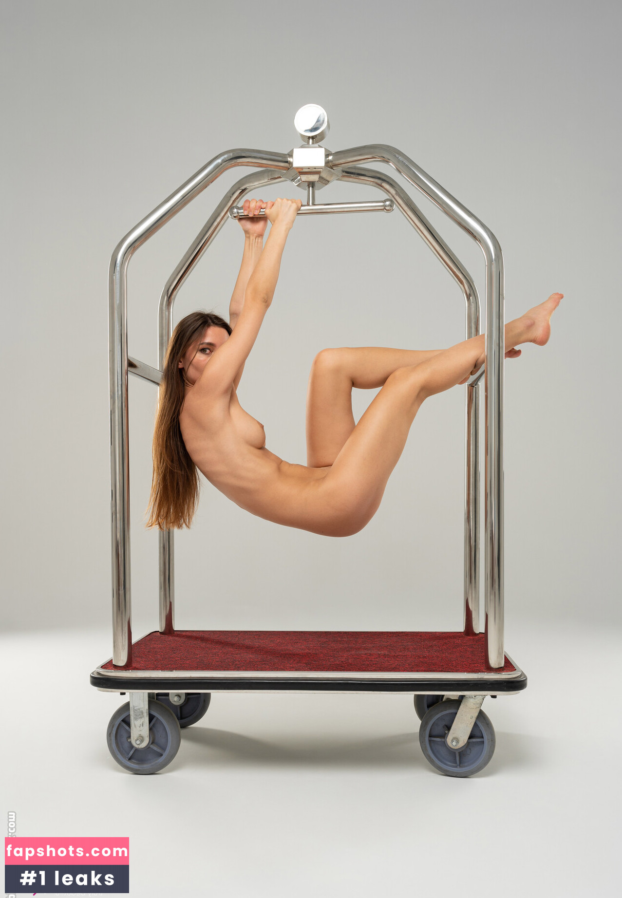 Anastasiia Zakharenko gallery photo #87