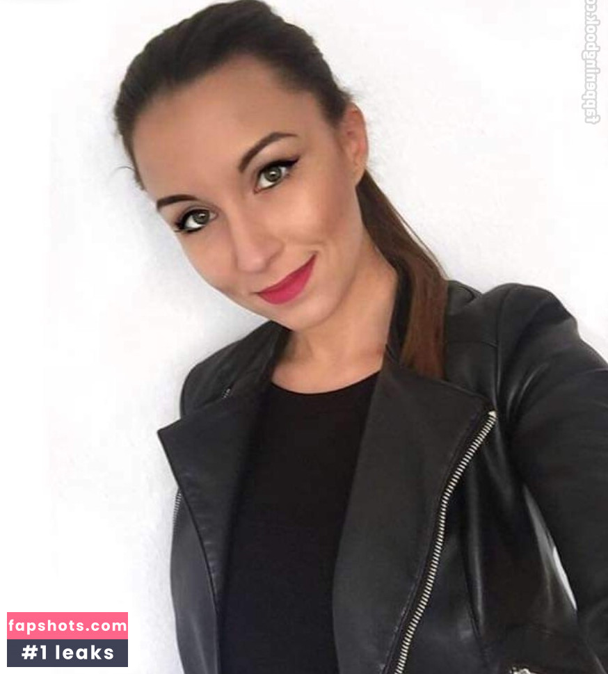 Anastasija Lukic gallery photo #16