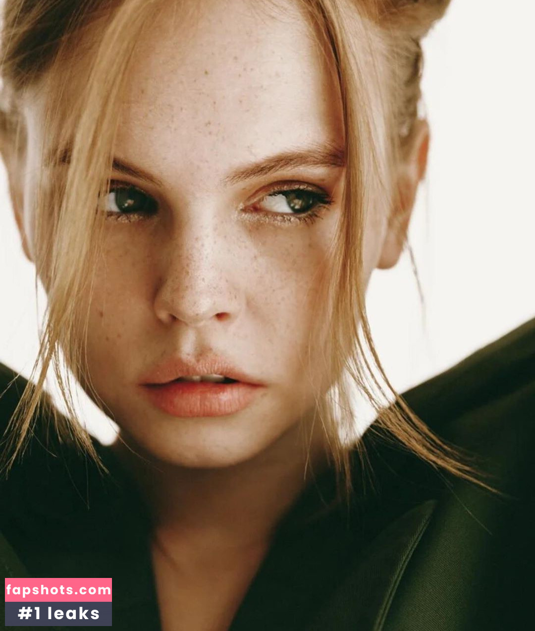 Anastasiya Scheglova gallery photo #331