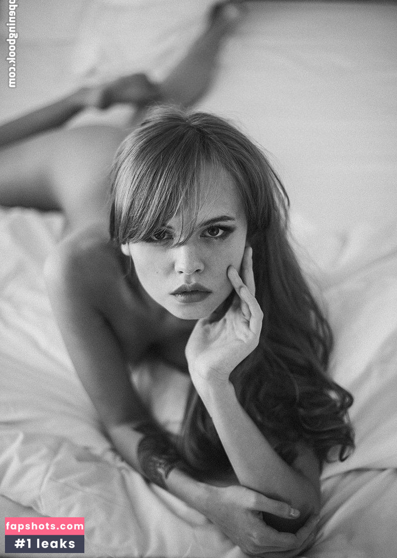 Anastasiya Scheglova gallery photo #337