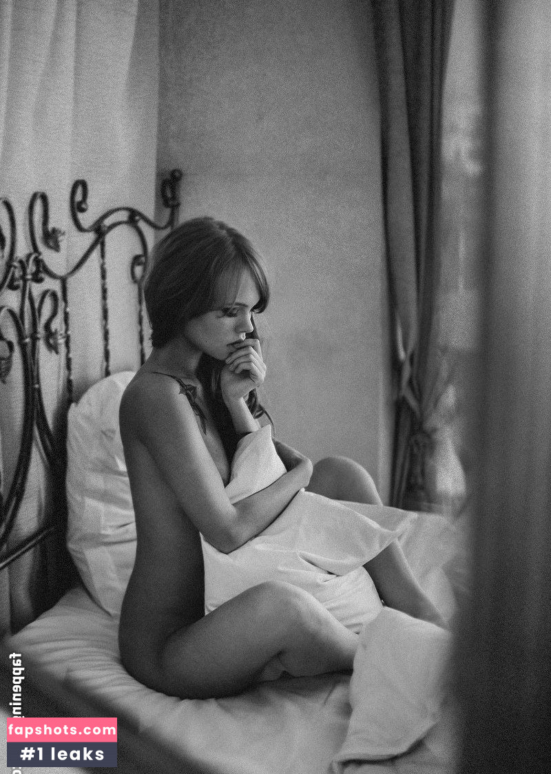 Anastasiya Scheglova gallery photo #341