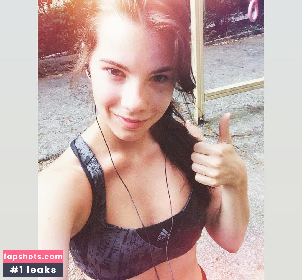 Anastasya Zelenova gallery photo #2