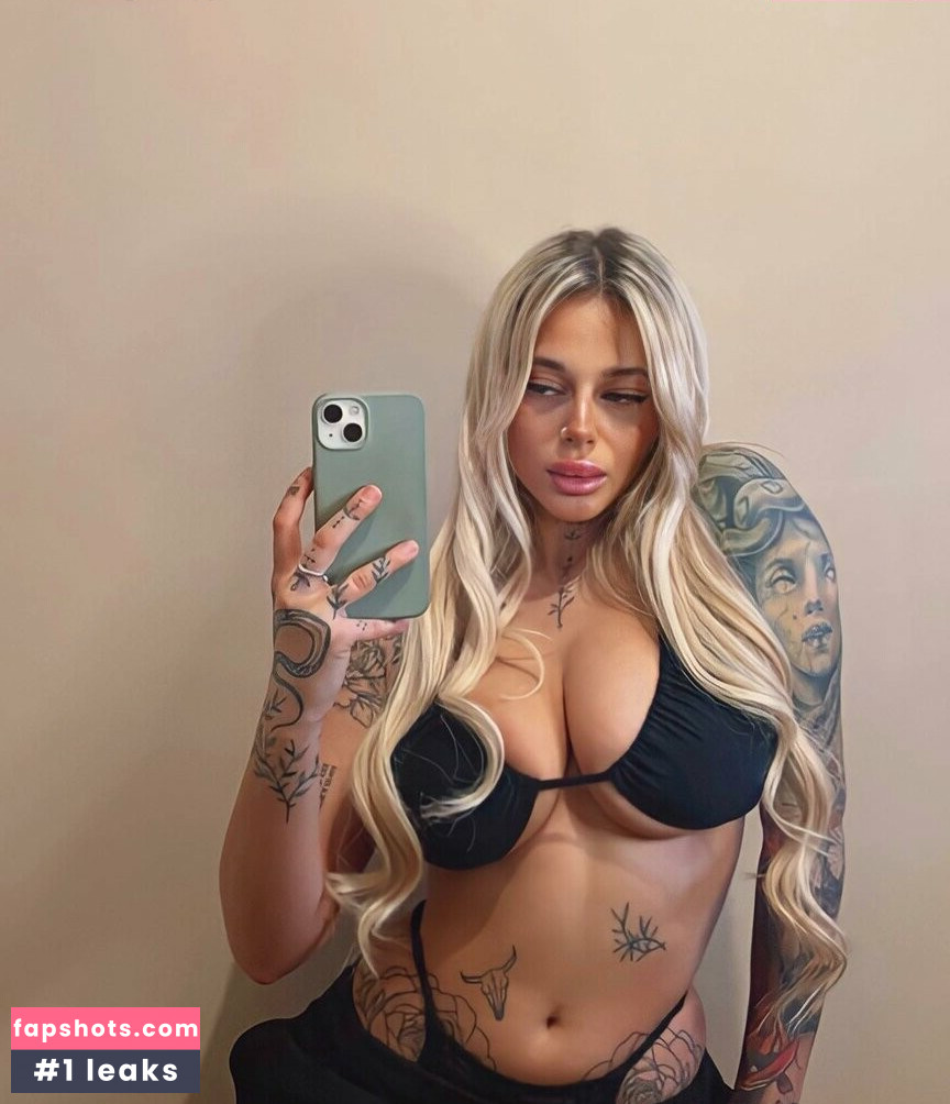 Andelika gallery photo #20