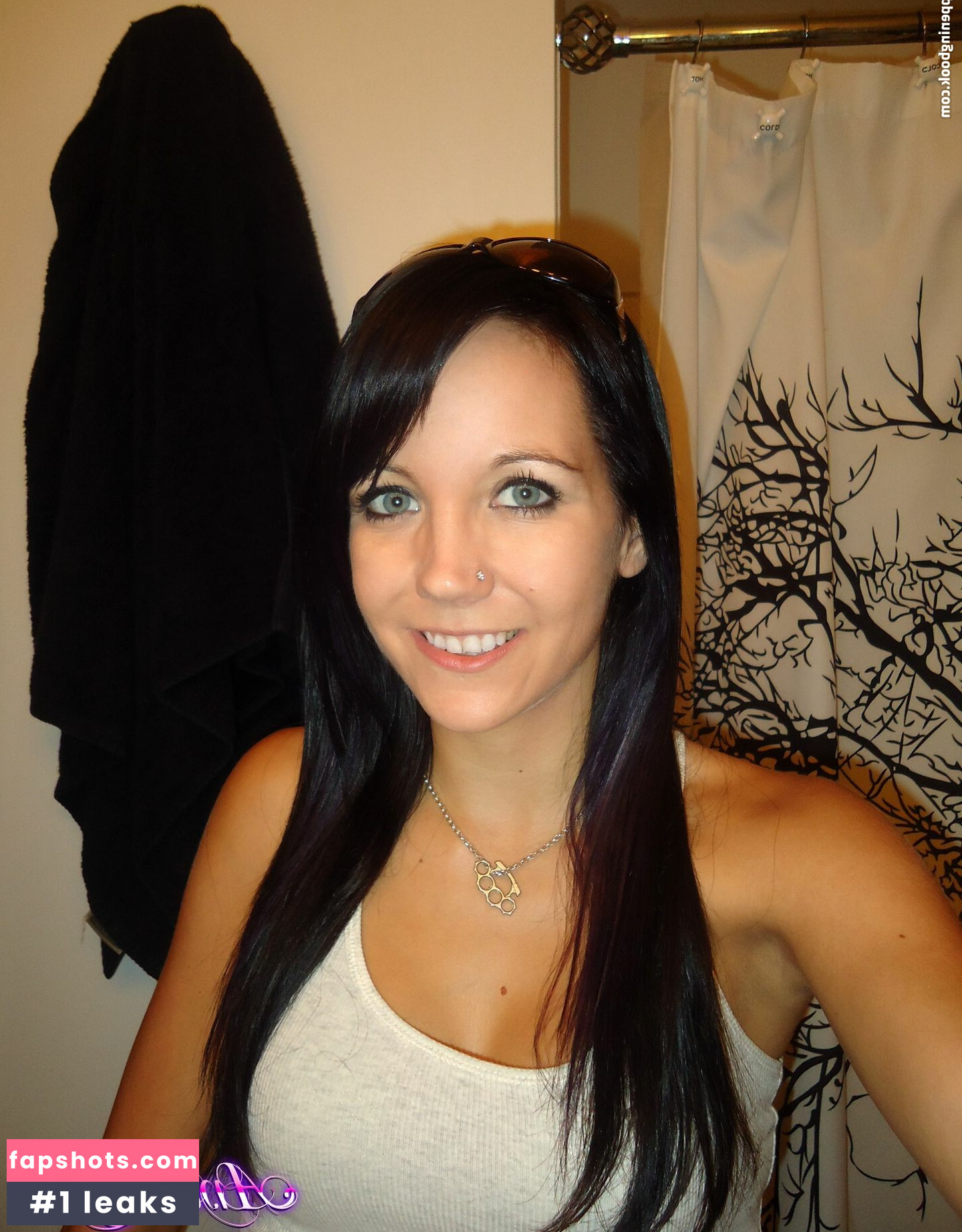 Andi Land gallery photo #395