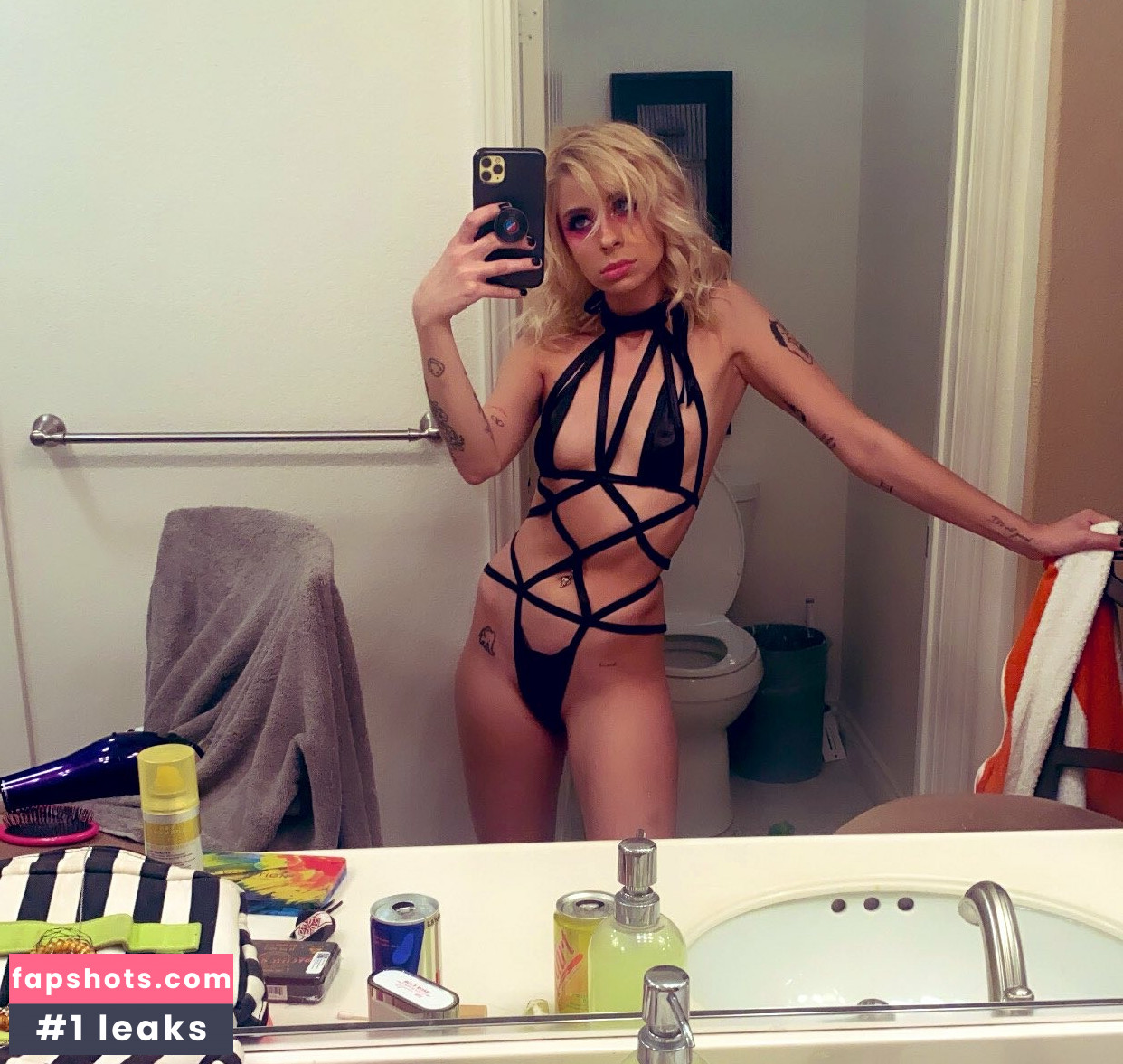 Andie Case gallery photo #46