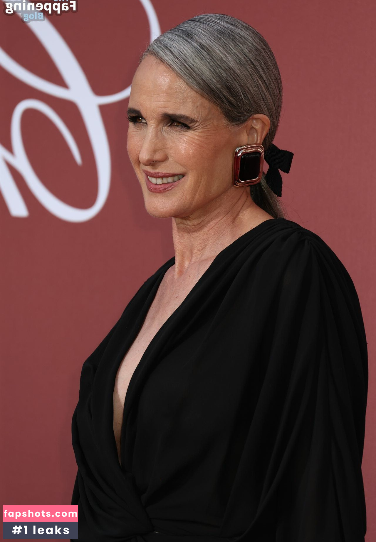 Andie MacDowell gallery photo #14