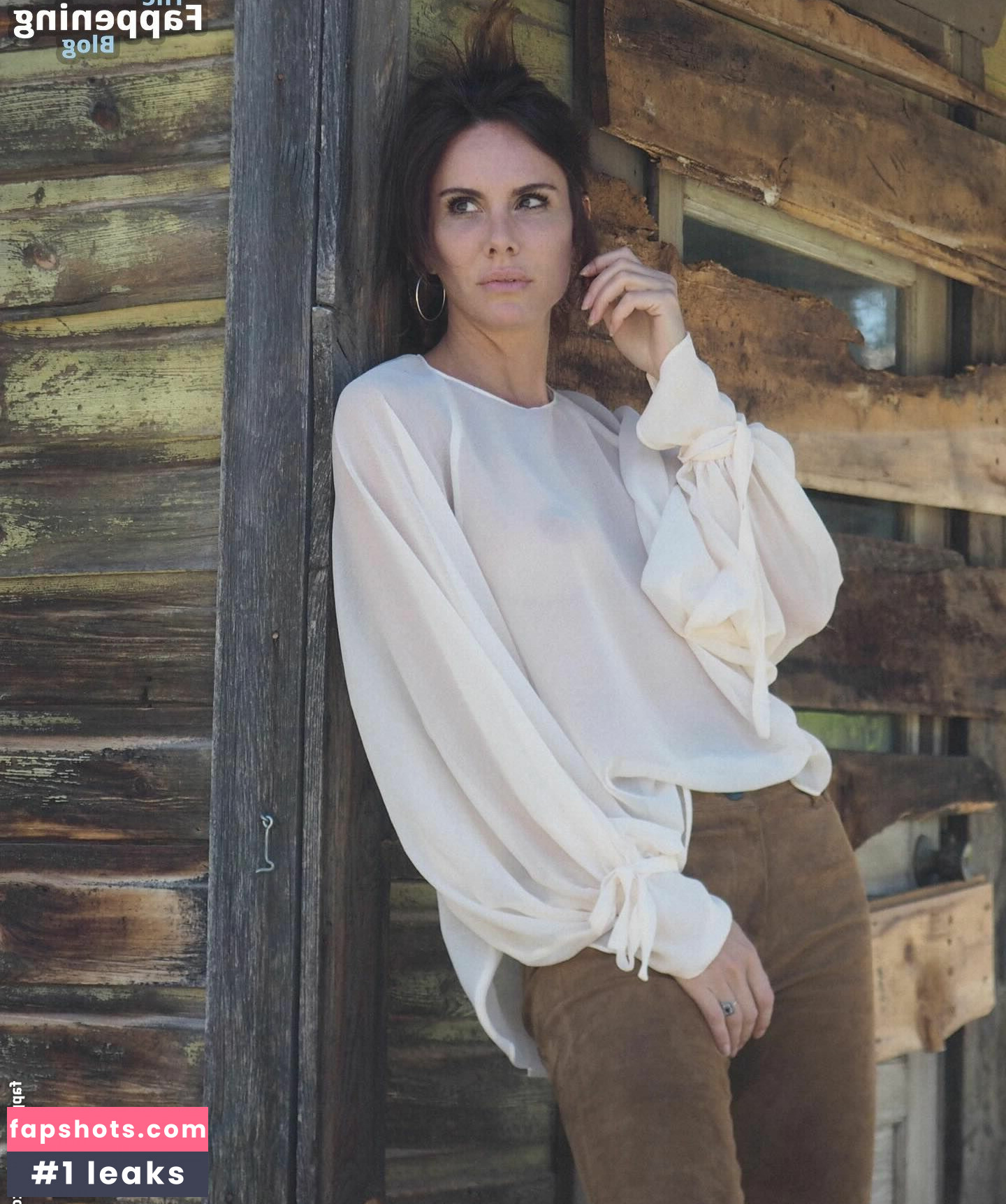 Andja Lorein gallery photo #15