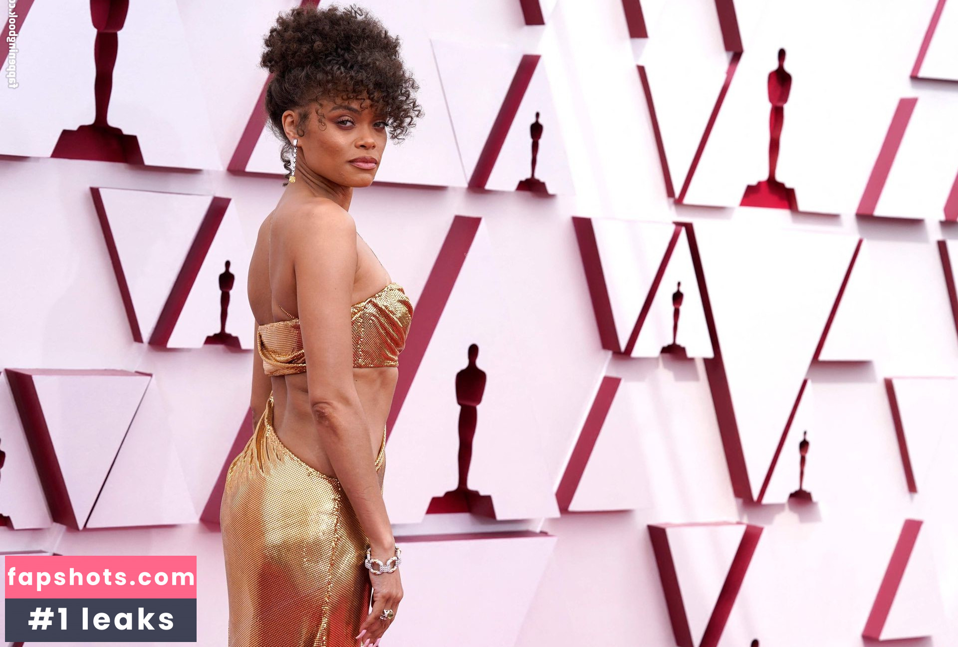 Andra Day gallery photo #118