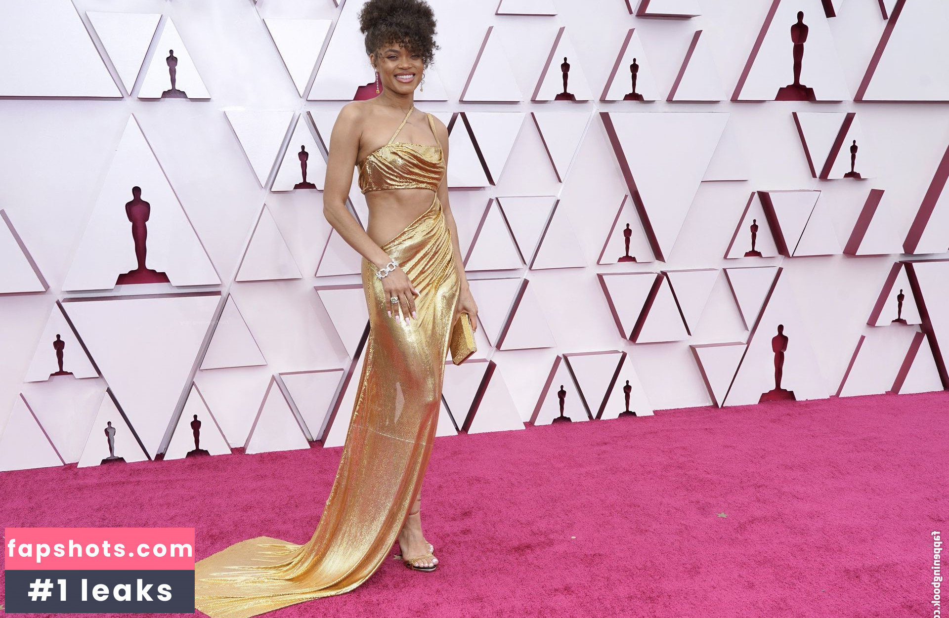 Andra Day gallery photo #132