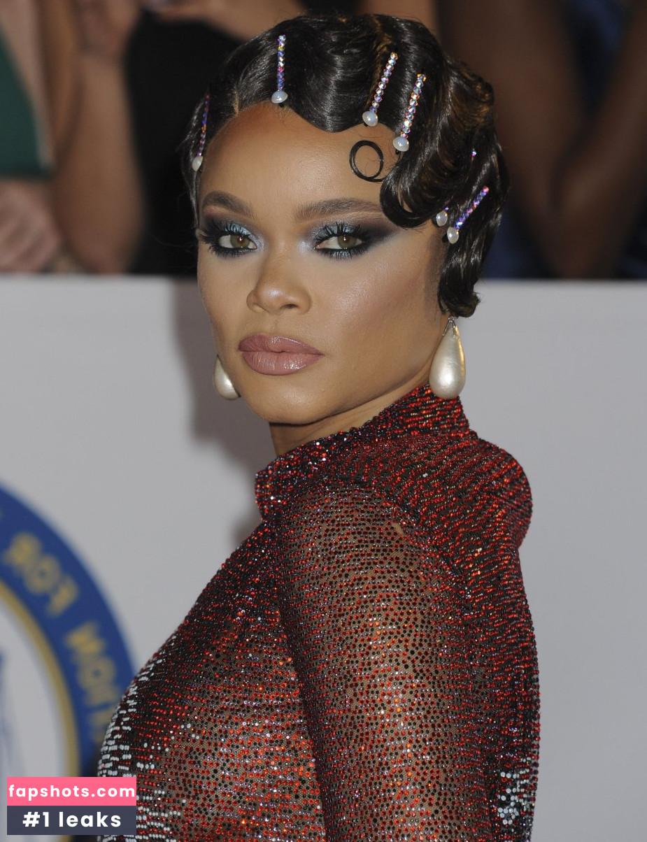 Andra Day gallery photo #155
