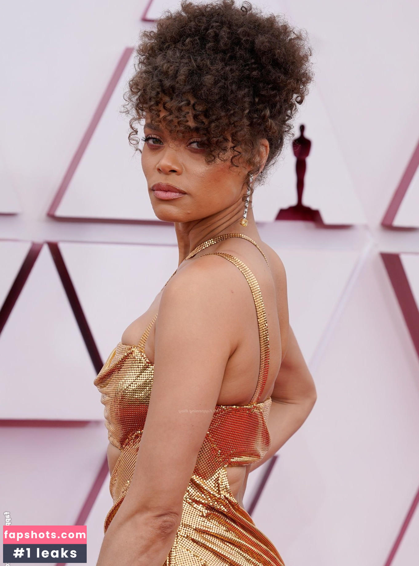 Andra Day gallery photo #76