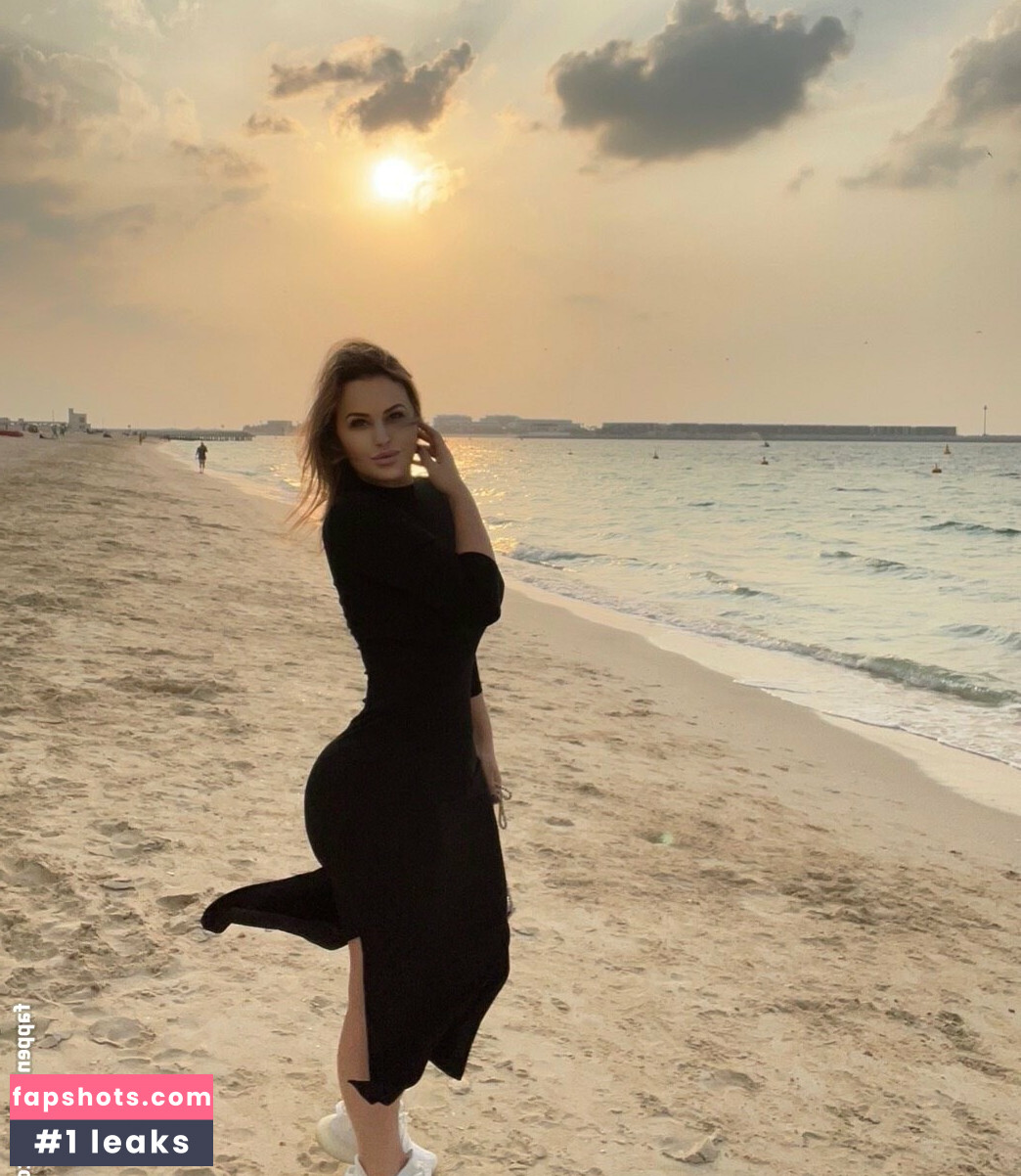 Andrea Abeli Nude Leaks OnlyFans Photos #93 - Fapshots