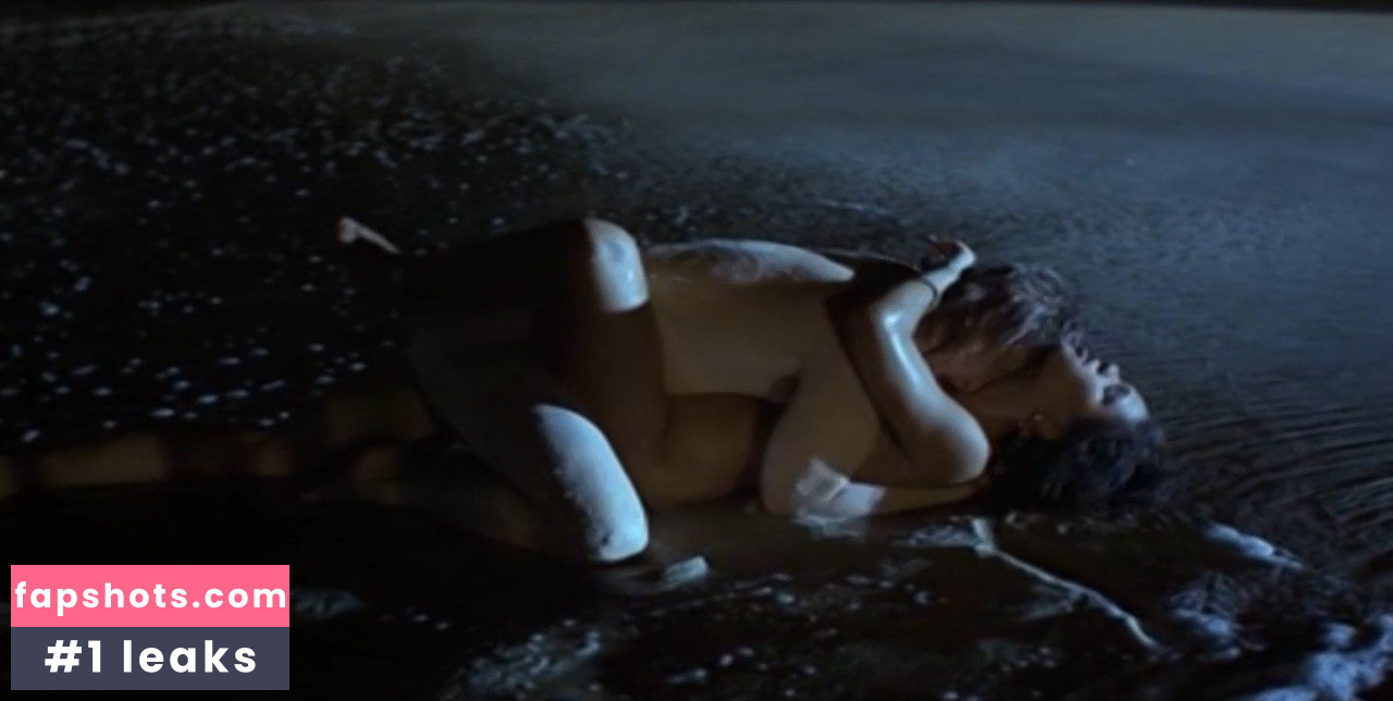 Andrea Bloom gallery photo #2