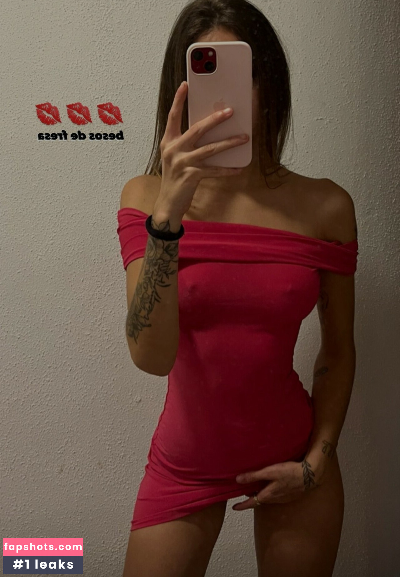 Andrea Carrasco gallery photo #4