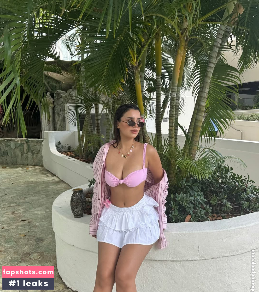 Andrea Chapa gallery photo #13