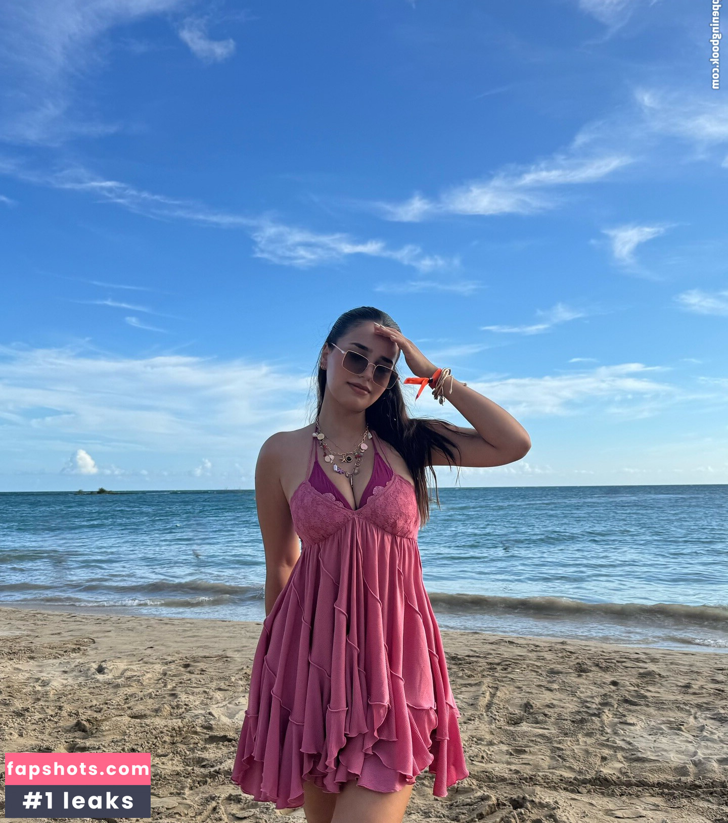 Andrea Chapa gallery photo #7