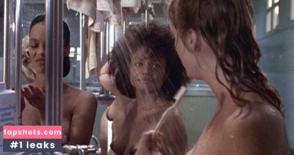 Andrea Darnell nude babe gallery