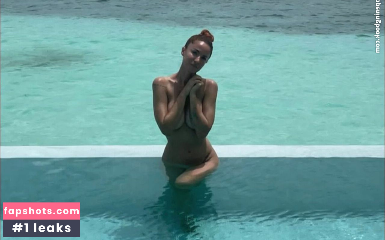 Andrea Delogu Nude Leaks OnlyFans Photos #4 - LeakJerk