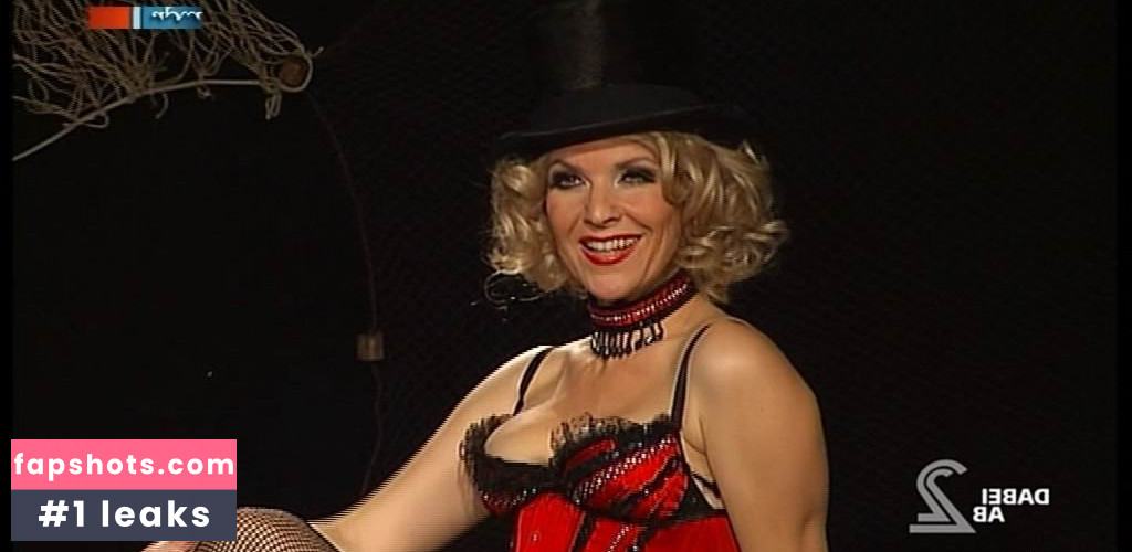 Andrea Kathrin Loewig gallery photo #19